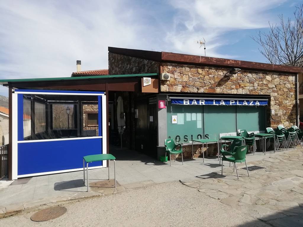 Bar La Plaza en Aoslos