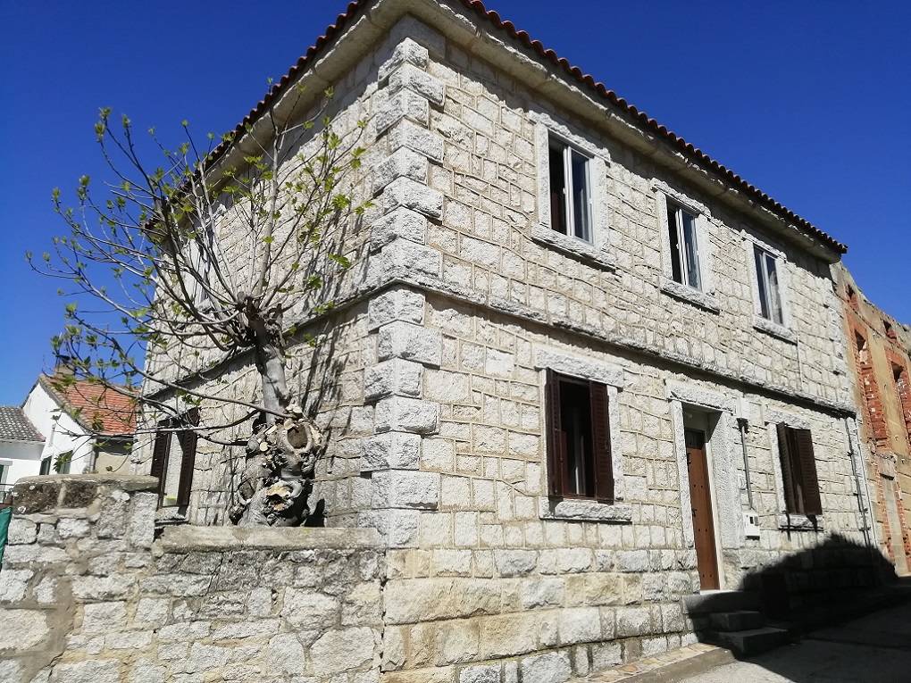 Casa del cura en Horcajo de la Sierra