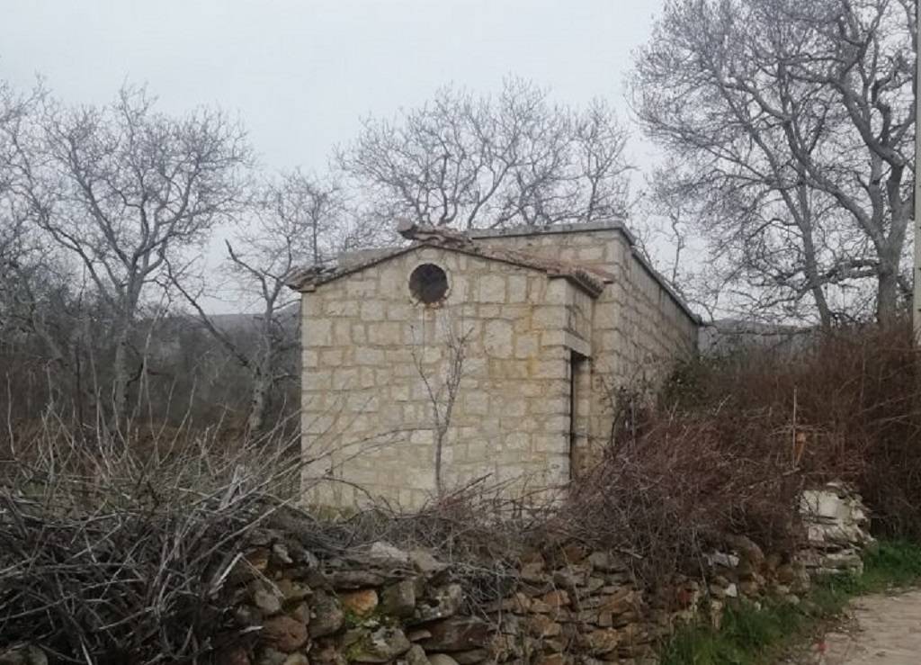 Deposito antiguo de agua en Horcajo de la Sierra
