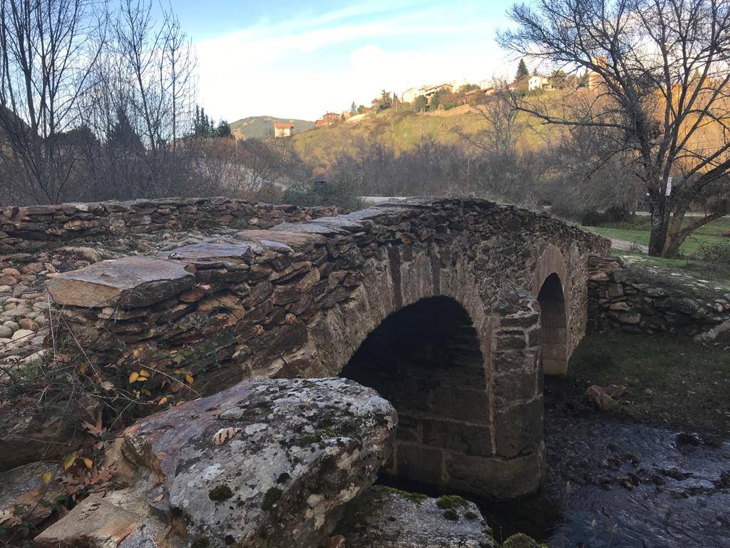 Puente antiguo