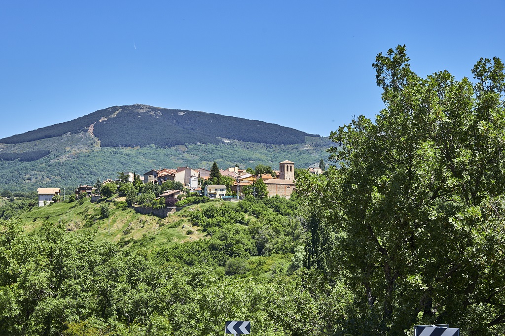 Horcajo de la Sierra llegando desde Aoslos